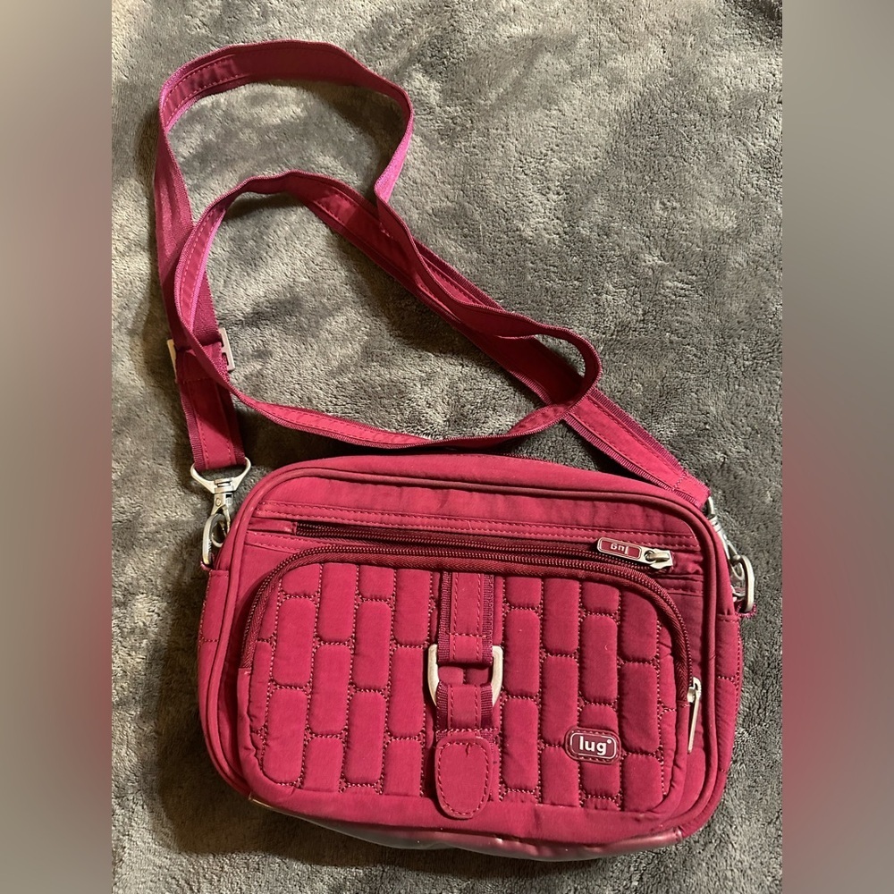 Lug Carousel XL Crossbody Bag Purse Boho Raspberry Pockets Sporty Colorful EEUC!